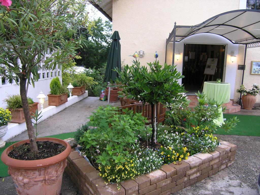 Christian Gartenhotel Nieder-Olm  Exterior photo